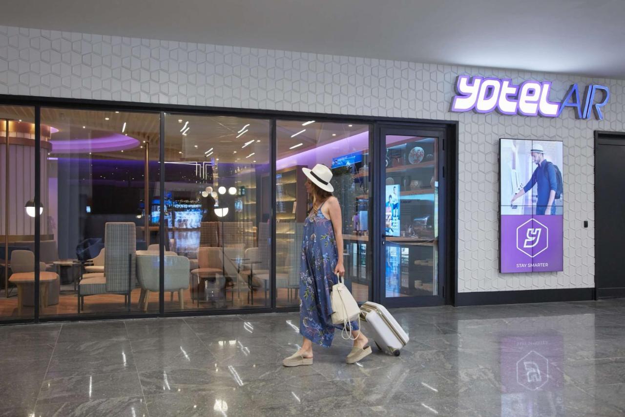 Yotelair Istanbul Airport, Duty Free - International Transit Area Kültér fotó